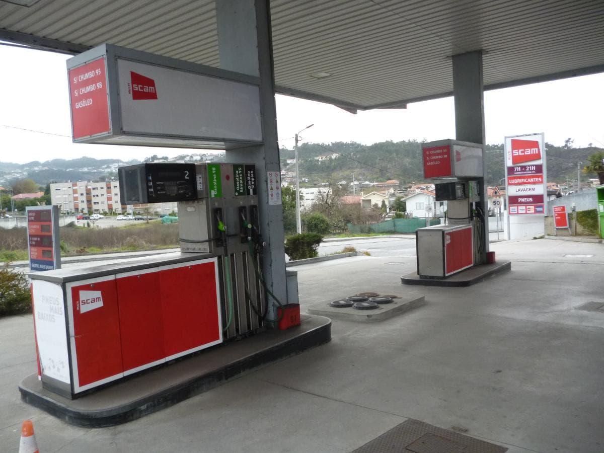 Estação de Serviço (Posto SCAM) · Posto de Combustível · Loja de Conveniência · Santo Tirso — imagen 55