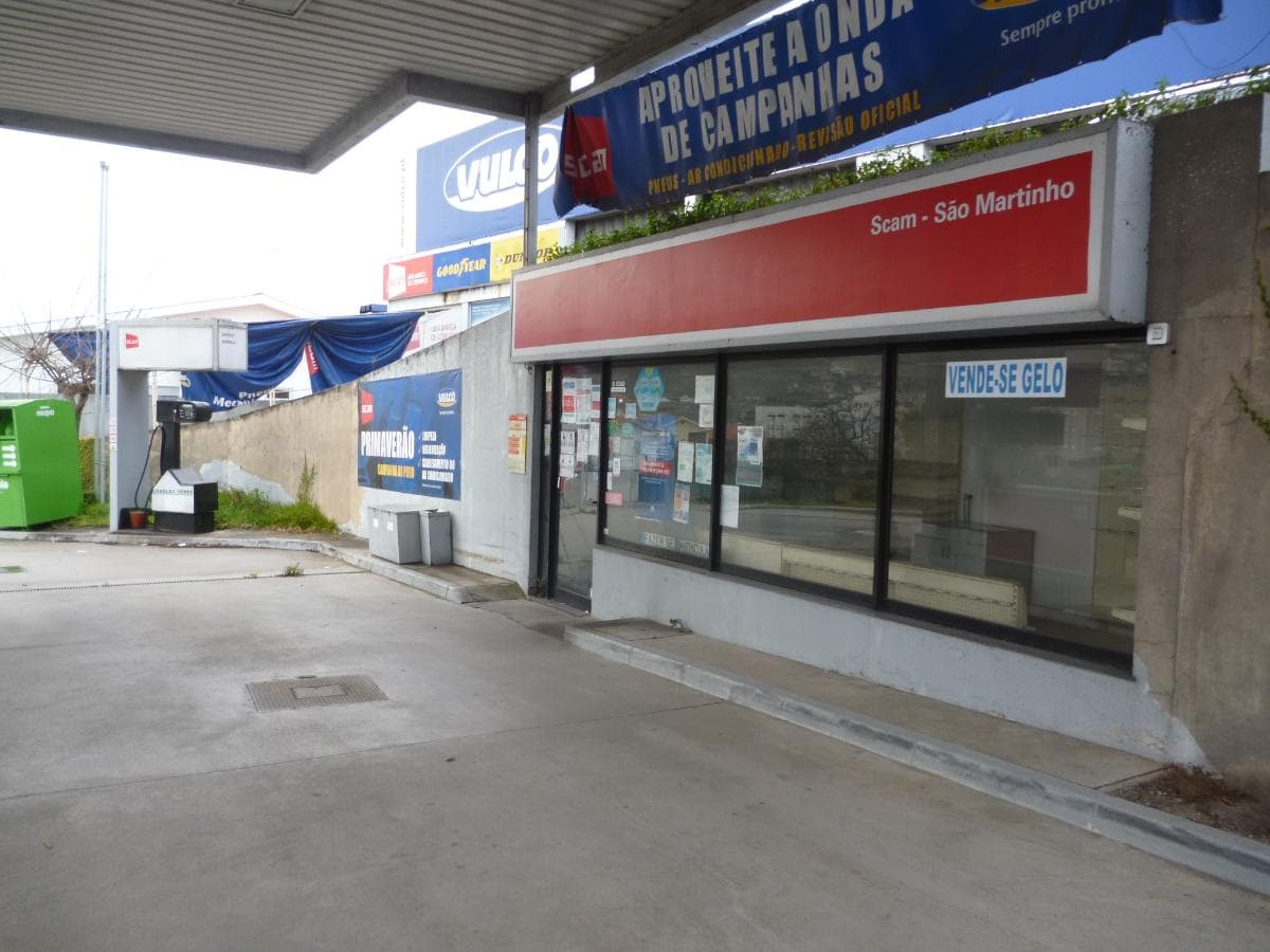Estação de Serviço (Posto SCAM) · Posto de Combustível · Loja de Conveniência · Santo Tirso — imagen 63