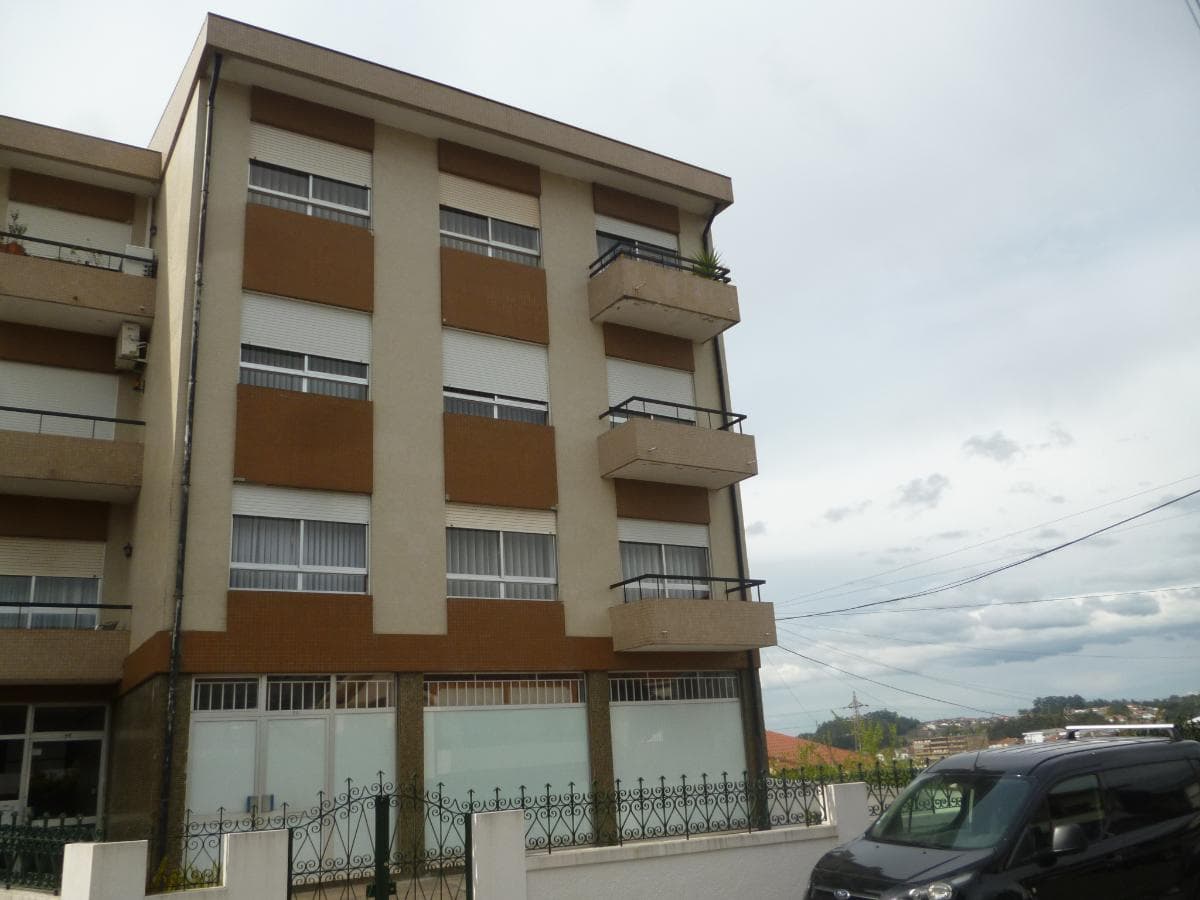 LEILÃO SUSPENSO · Armazém · Santo Tirso — imagen 15