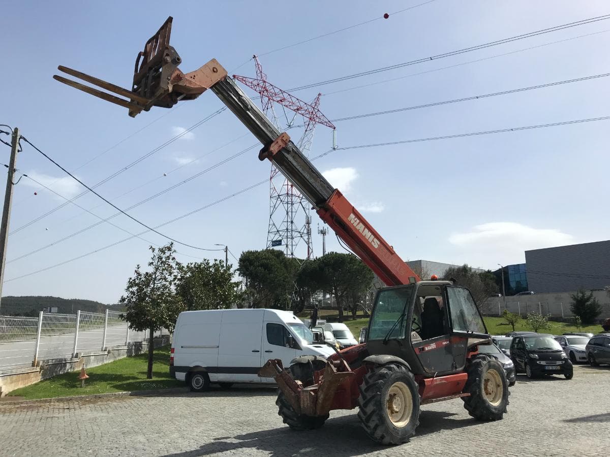 Empilhador Telescópico Manitou MT 1233 · Ano 2000 — imagen 10