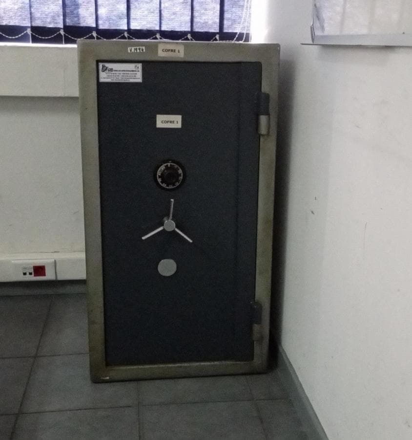 Caja fuerte · — imagen 1
