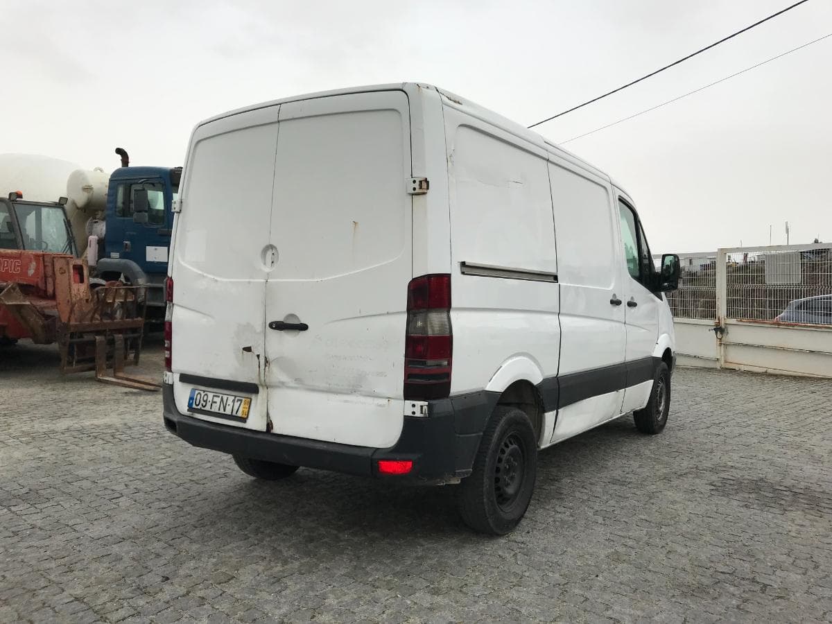 Mercedes-Benz Sprinter 211 CDI · Ano 2008 — image 9