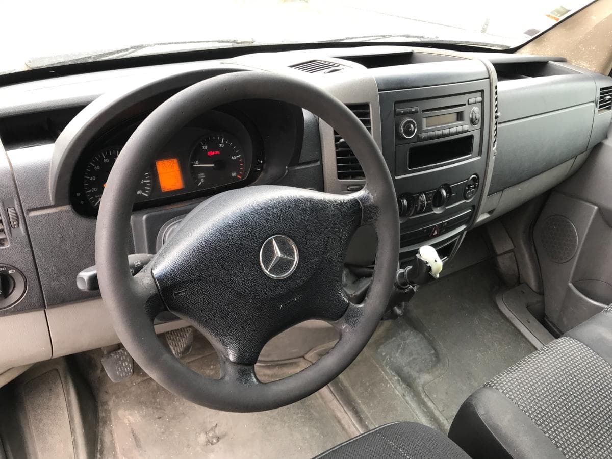 Mercedes-Benz Sprinter 211 CDI · Ano 2008 — image 29