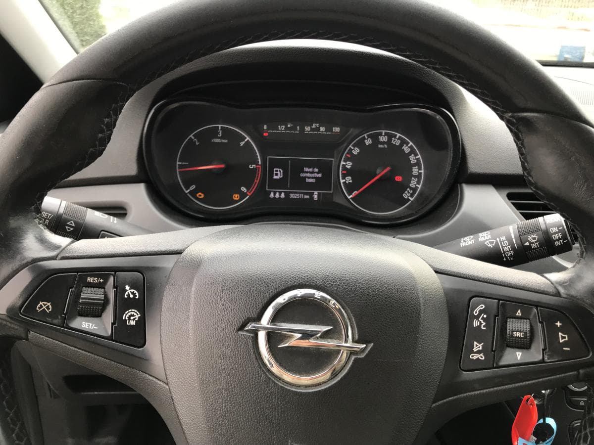 Opel Corsa 1.3 CDTI · Année 2016 — image 19
