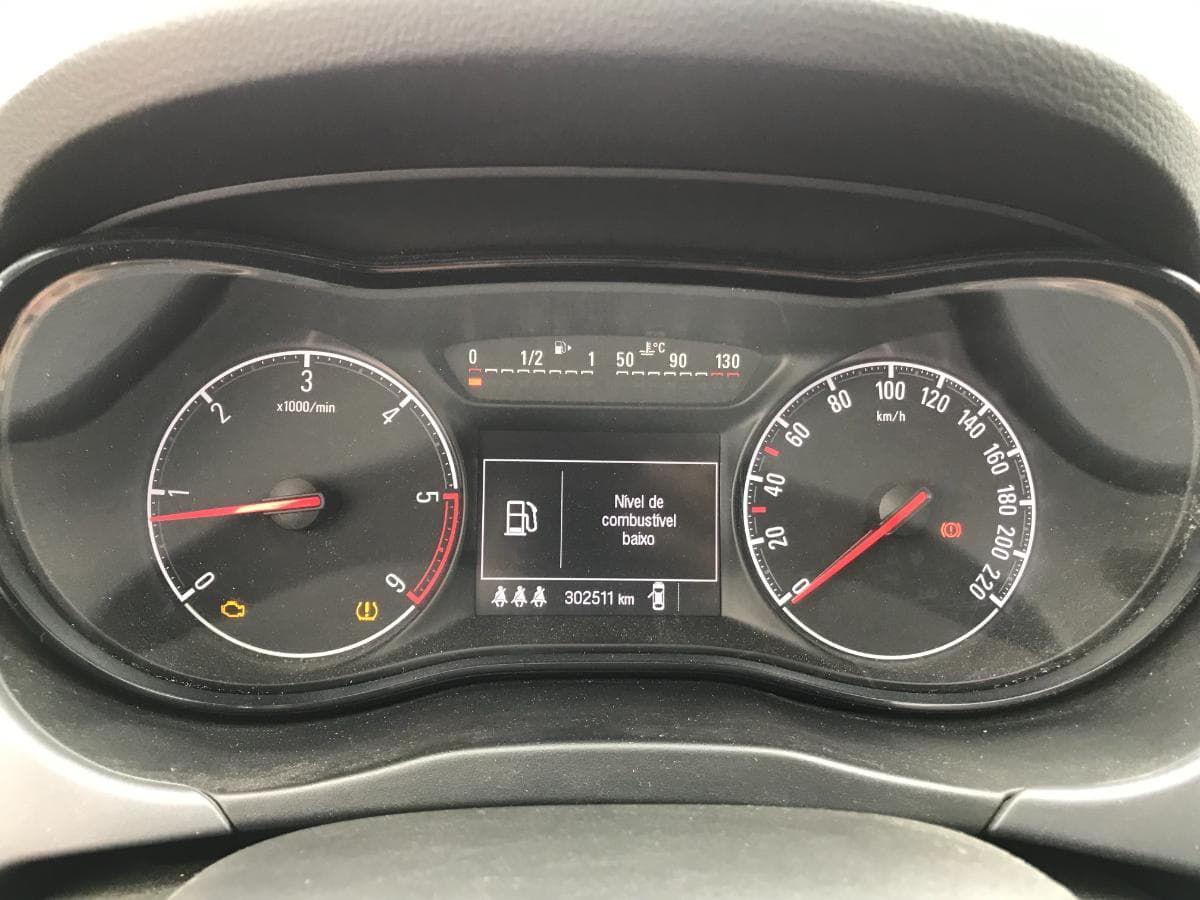 Opel Corsa 1.3 CDTI · Année 2016 — image 20