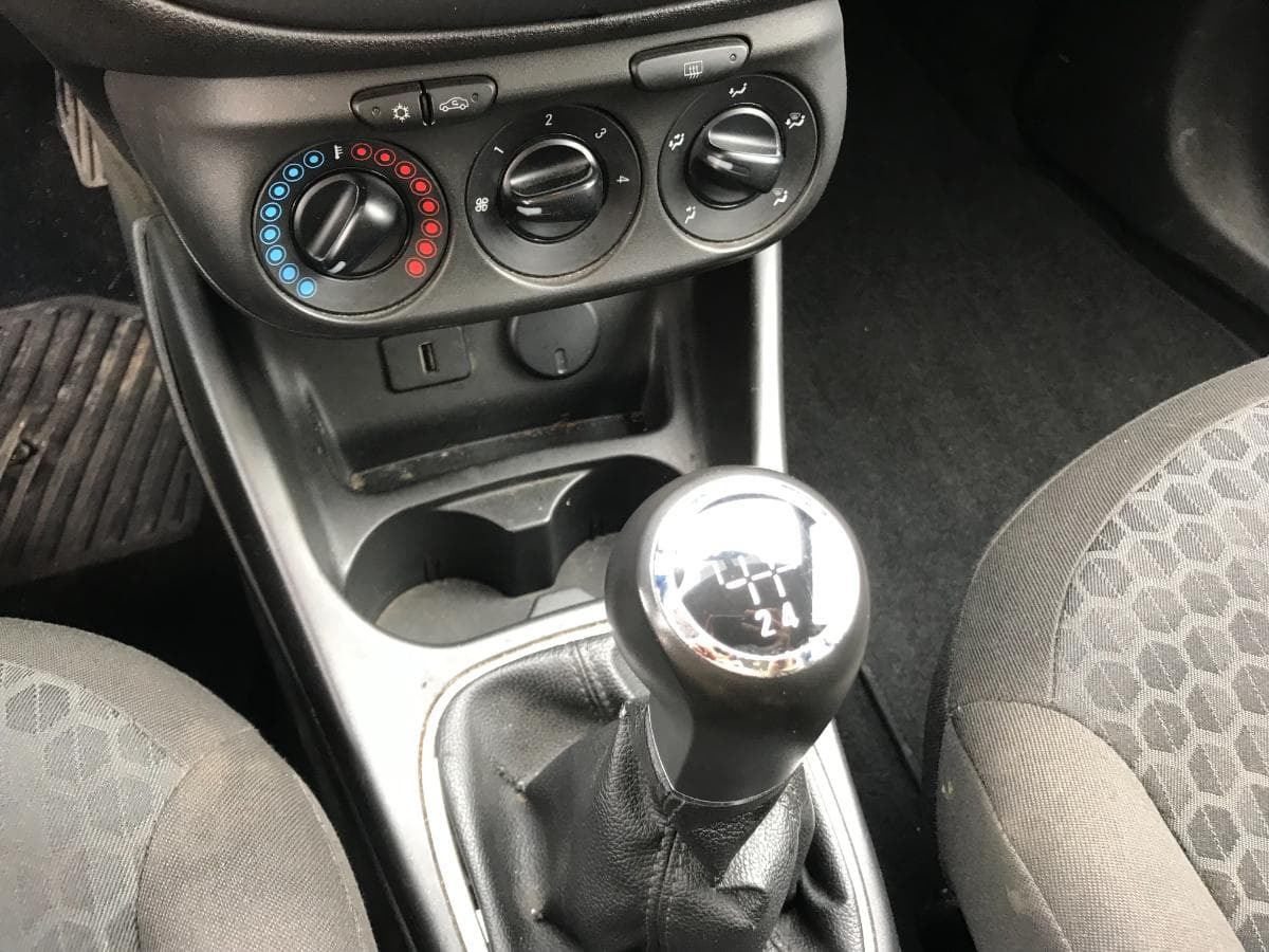 Opel Corsa 1.3 CDTI · Année 2016 — image 28