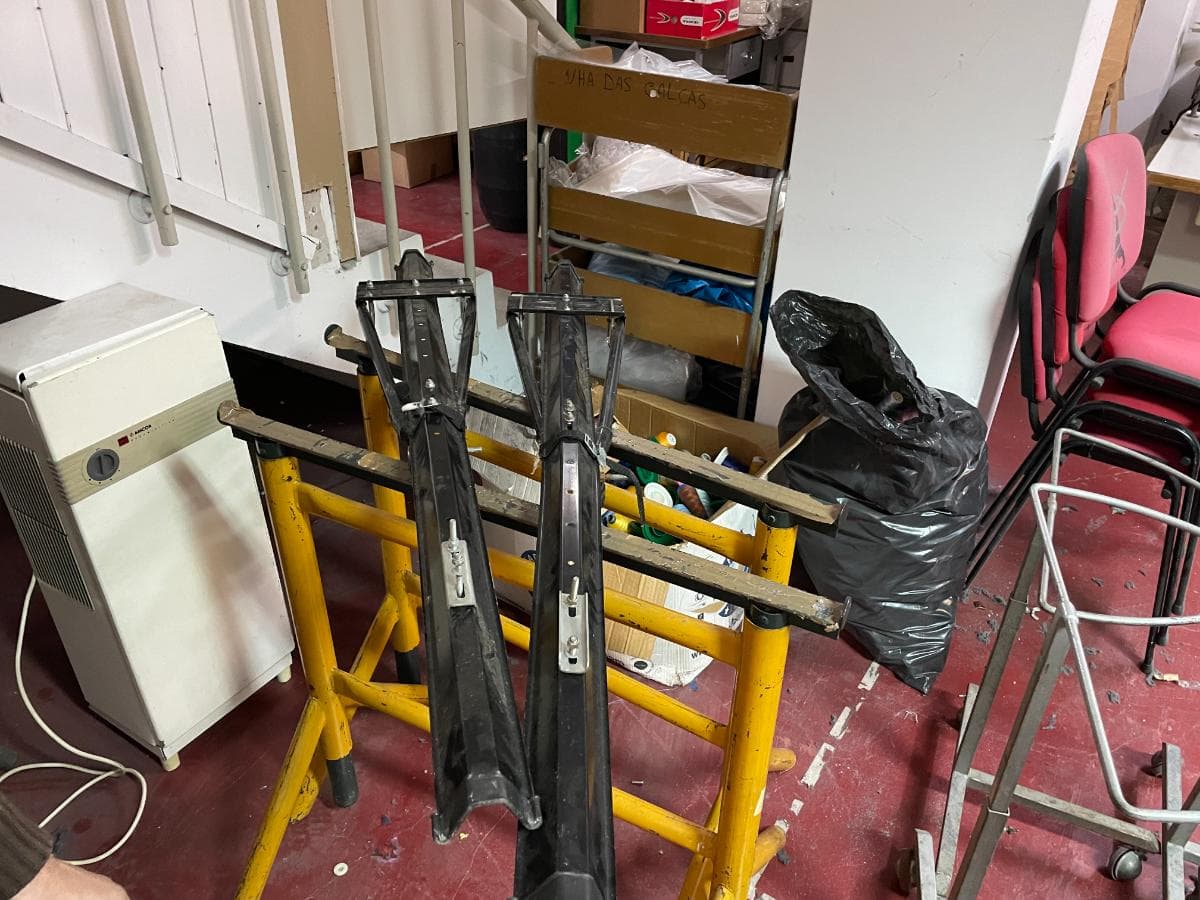 Pés Carneiros · Suporte Bicicletas — imagen 1