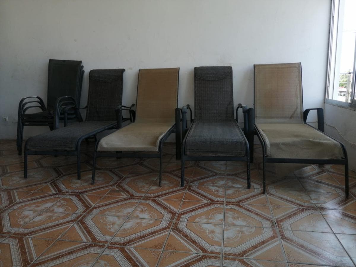 Mobiliáro de lar · — image 1
