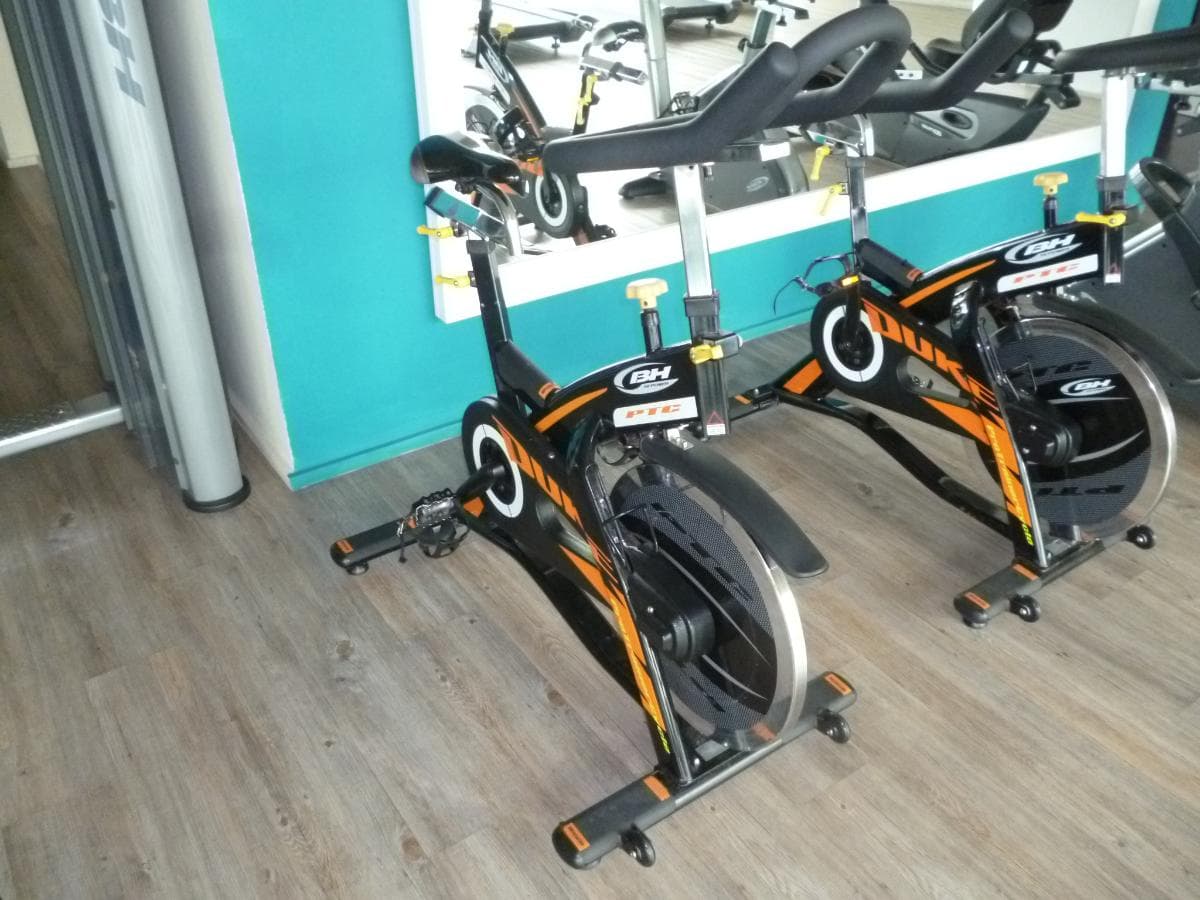 Equipamiento de Gimnasio — imagen 2