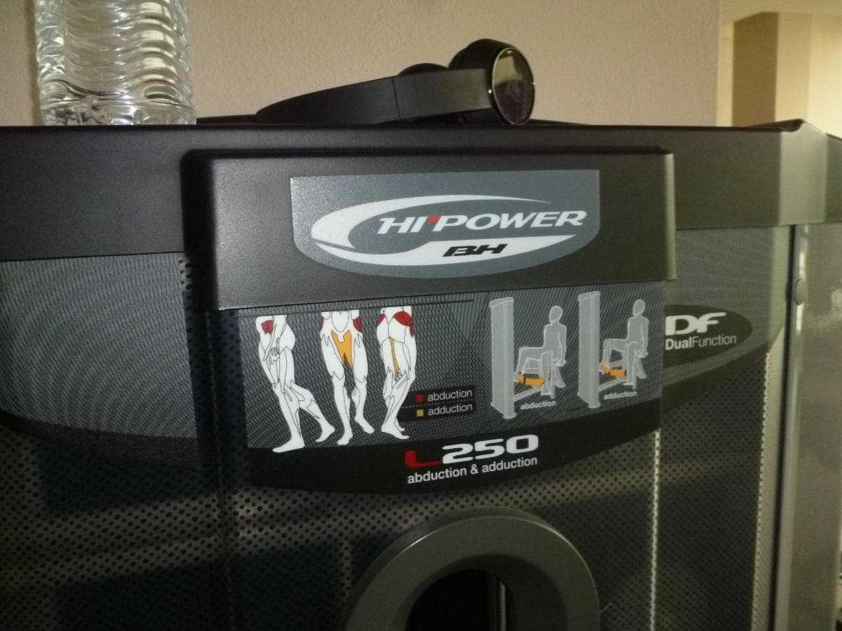Equipamiento de Gimnasio — imagen 4