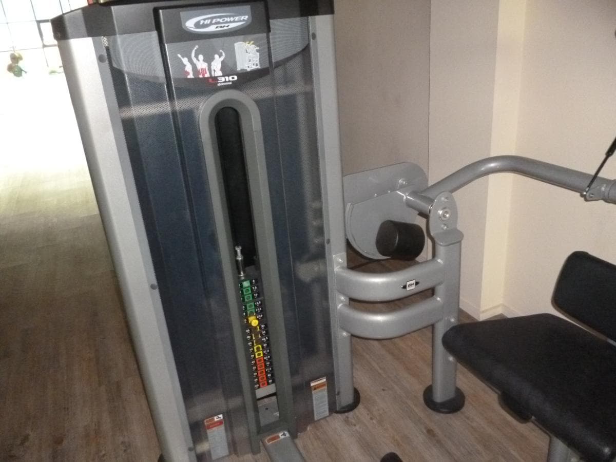 Equipamiento de Gimnasio — imagen 2