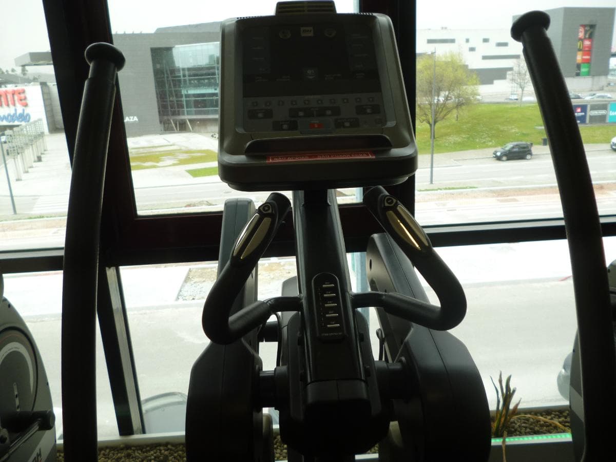 Gym Equipment — image 3