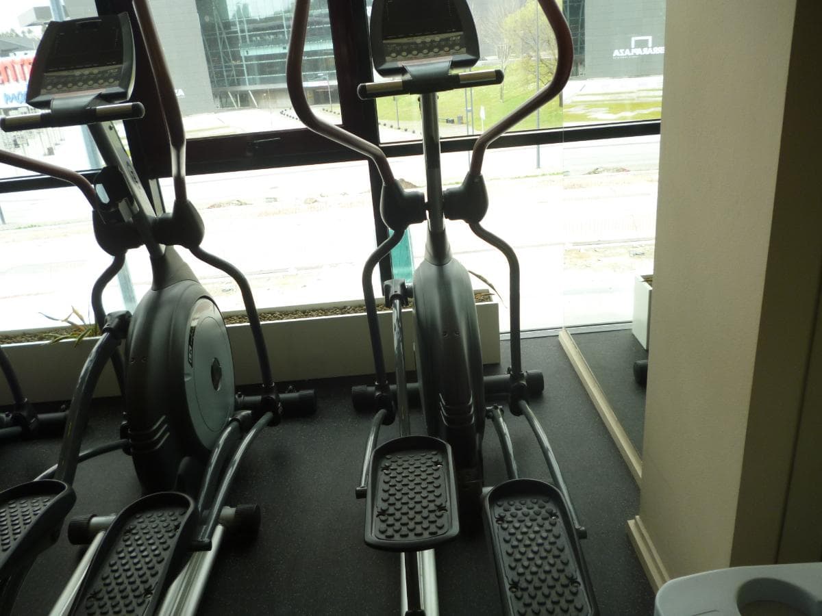 Gym Equipment — image 2