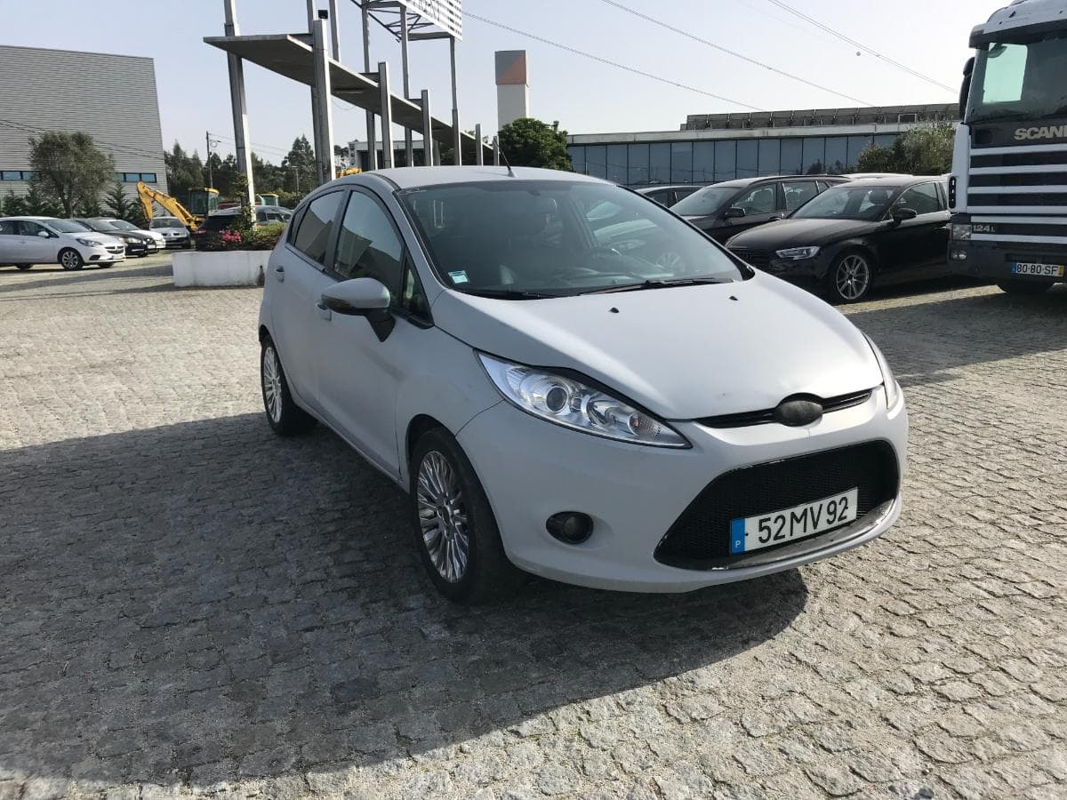 Ford Fiesta 1.4TDCI · Ano 2012 — imagen 1