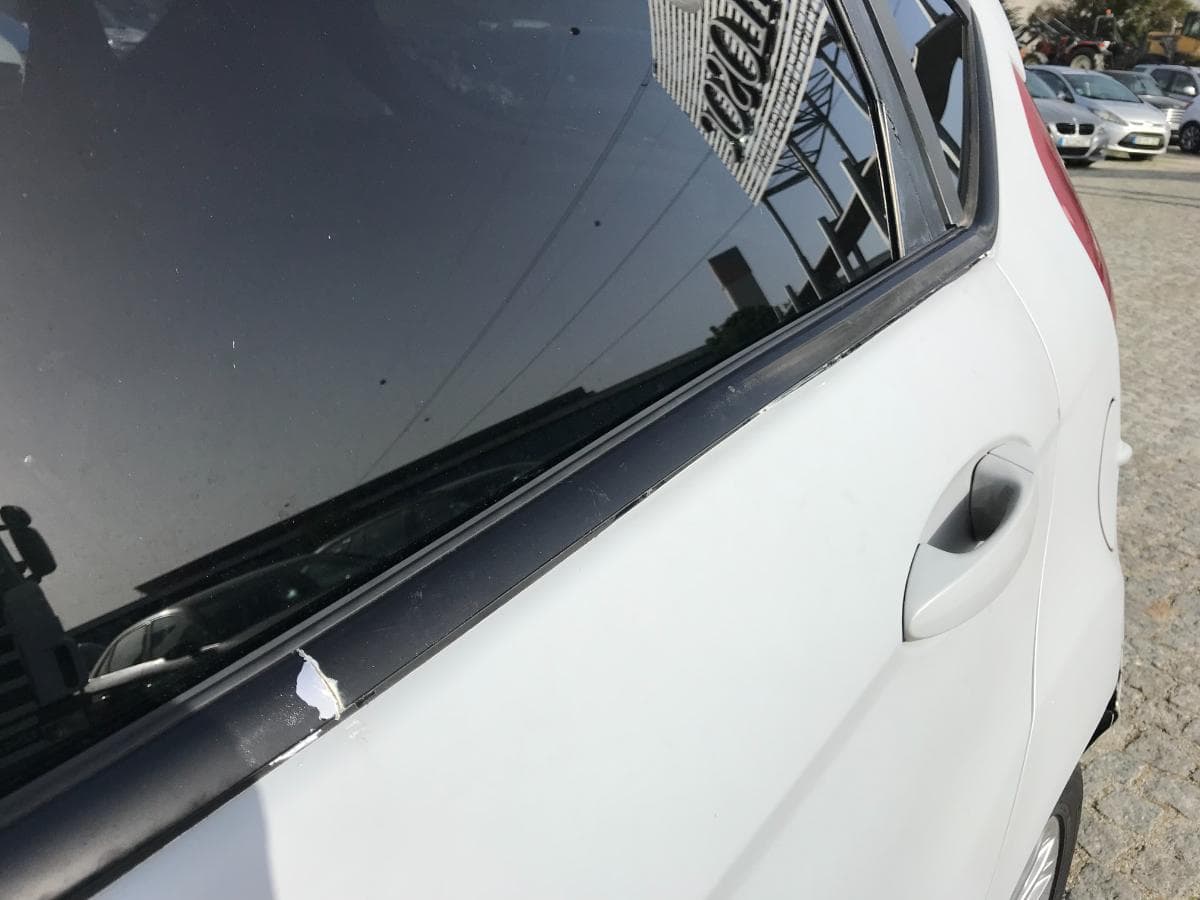 Ford Fiesta 1.4TDCI · Ano 2012 — imagen 17