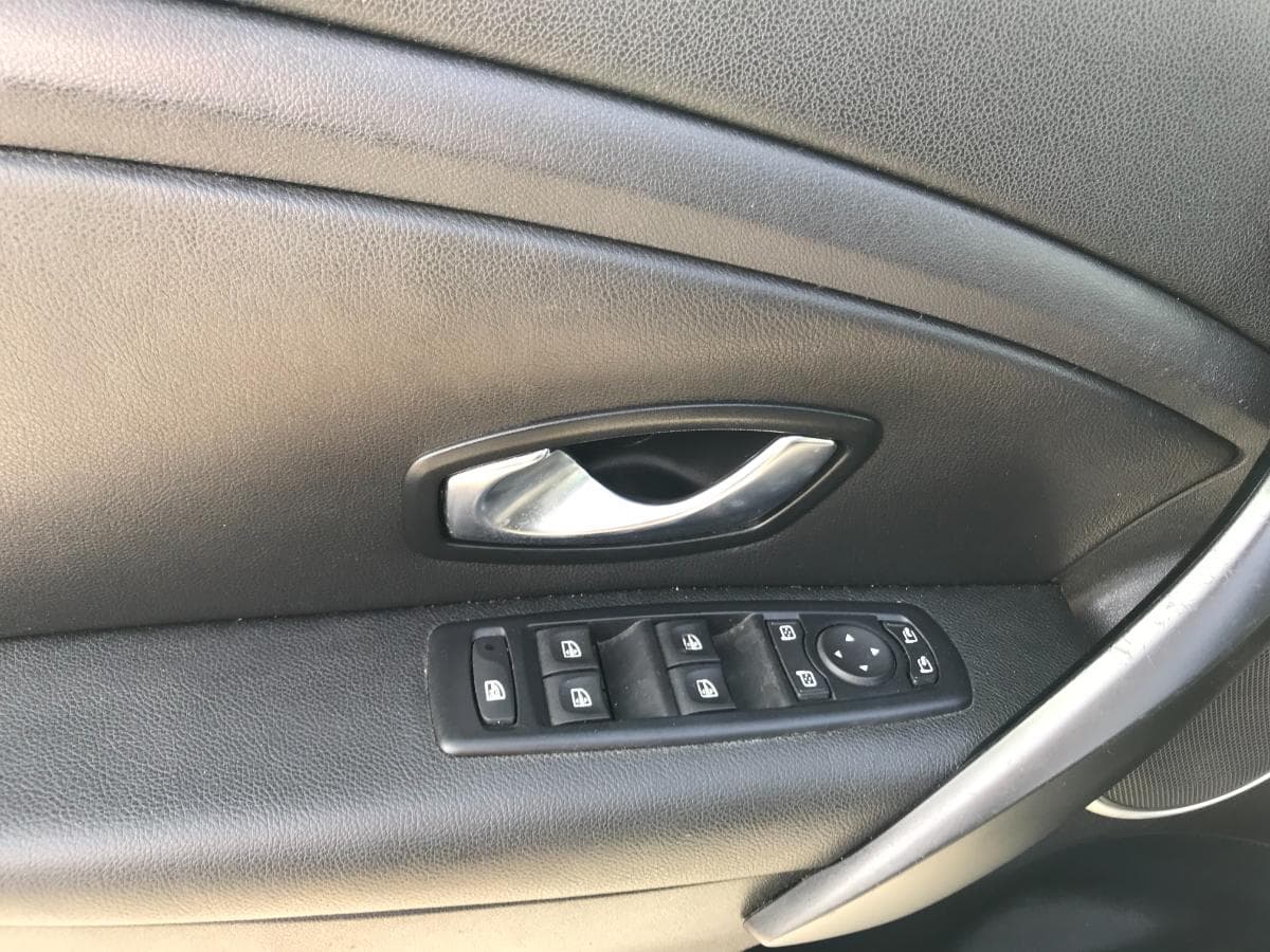 Renault Mégane 1.5DCI · Ano 2011 — imagen 21