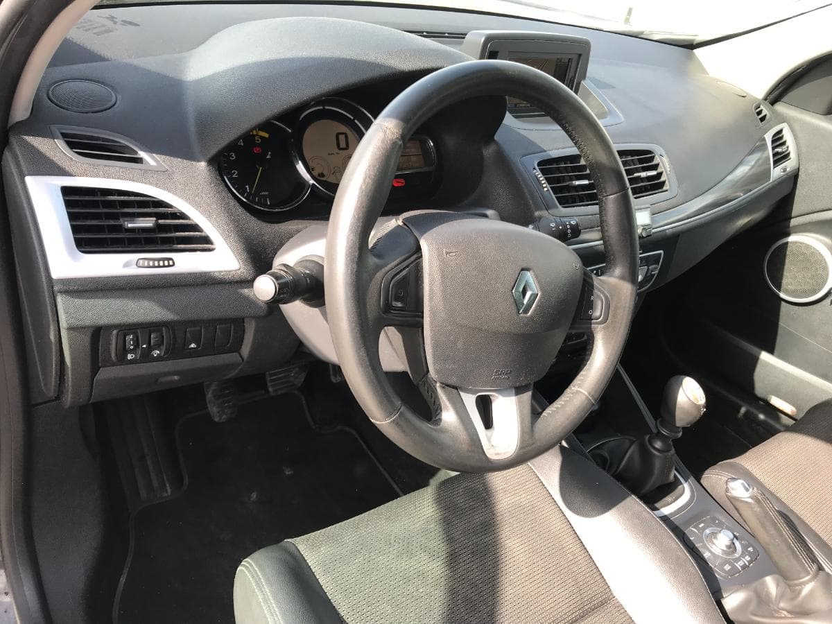 Renault Mégane 1.5DCI · Ano 2011 — imagen 22
