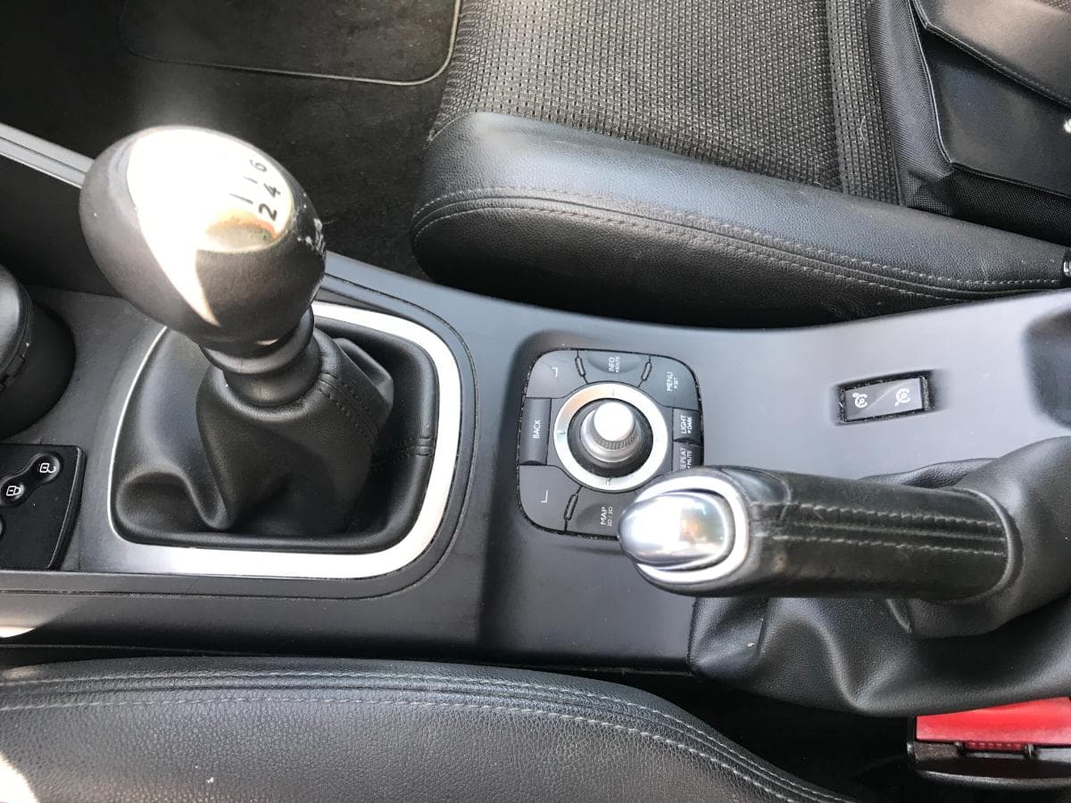 Renault Mégane 1.5DCI · Ano 2011 — imagen 26