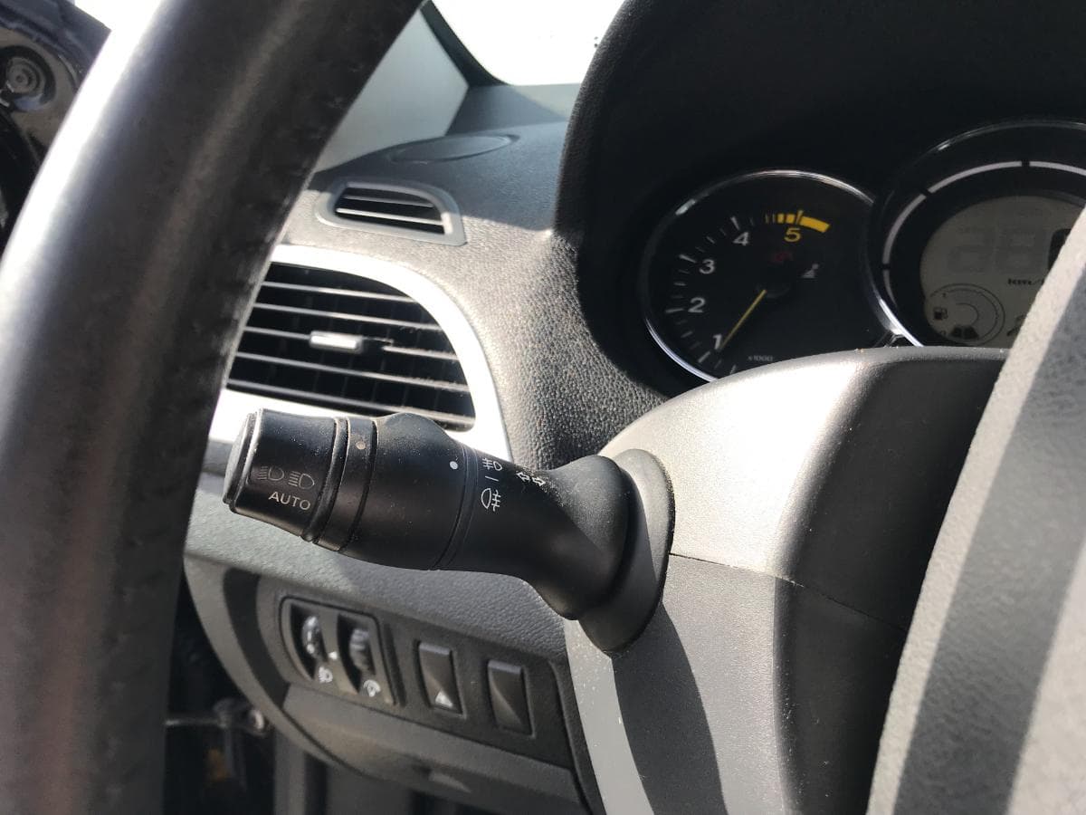 Renault Mégane 1.5DCI · Ano 2011 — imagen 29