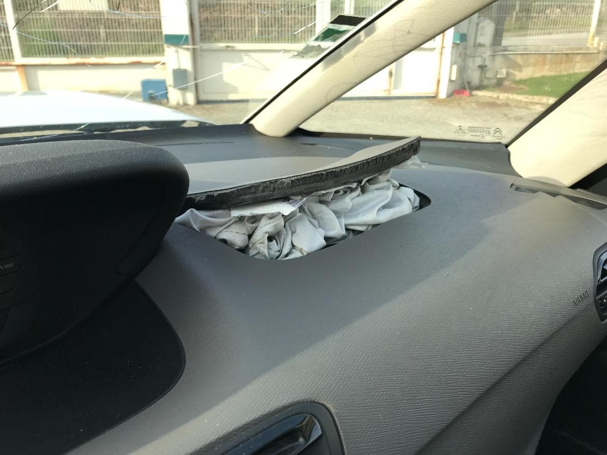 Citroën C4 Picasso 1.6HDI · Ano 2014 — image 25