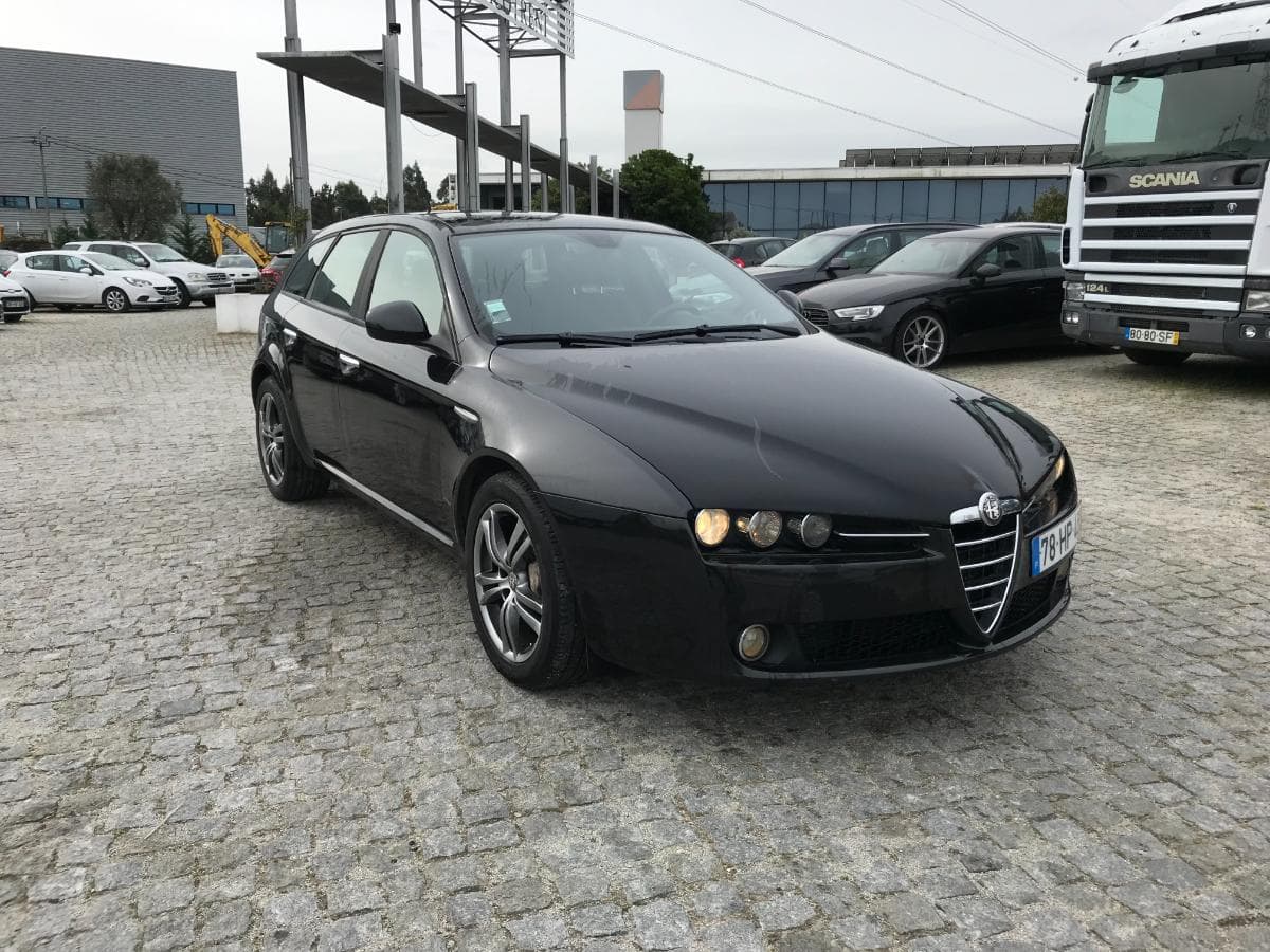 Alfa-Romeo 159 1.9JTDM · Ano 2009 — image 1