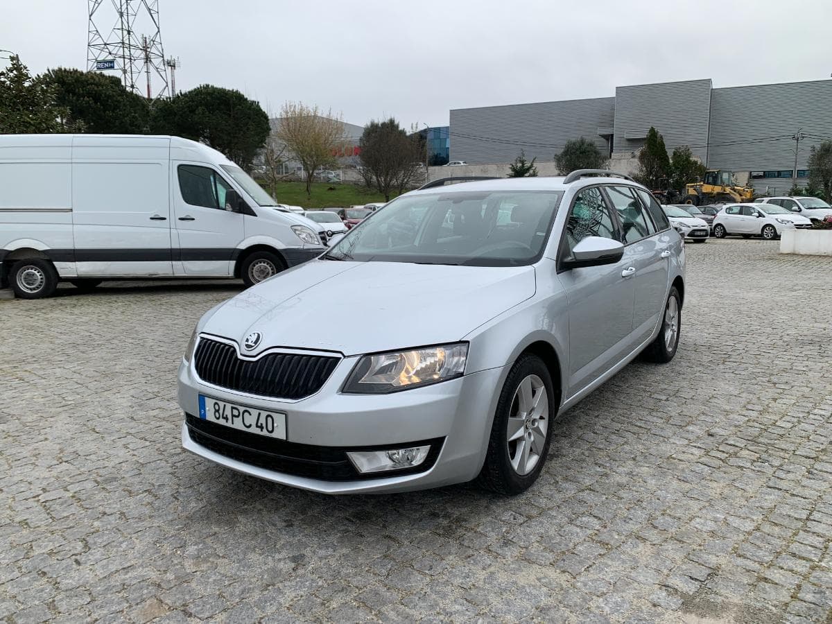 Skoda Octavia 1.6TDI · Ano 2014 — image 3