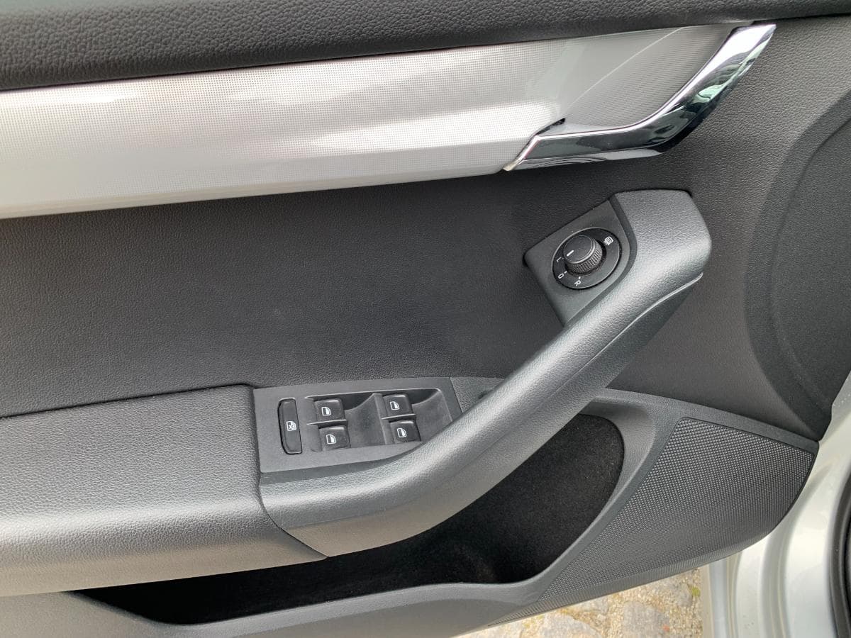 Skoda Octavia 1.6TDI · Ano 2014 — image 18