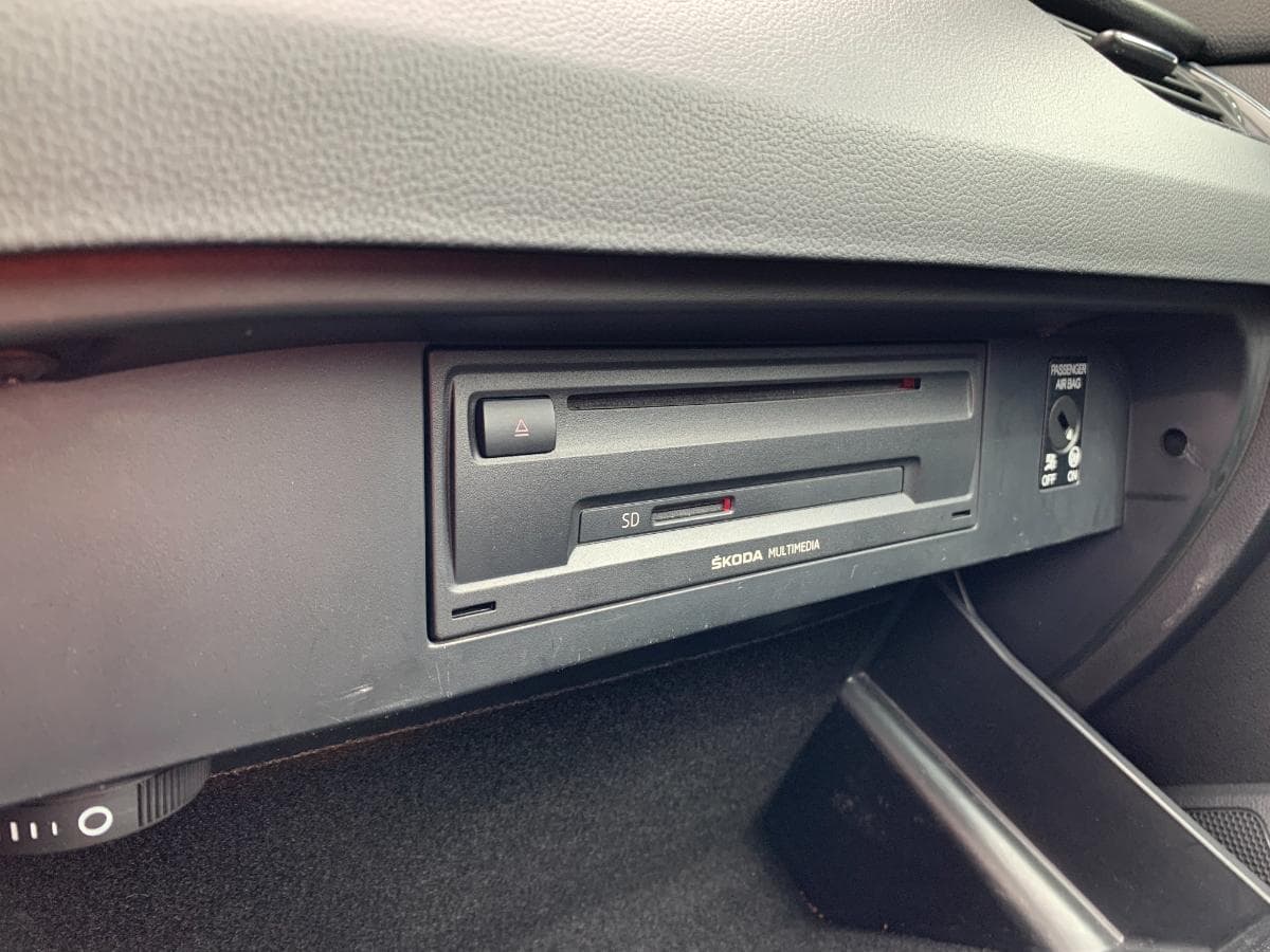 Skoda Octavia 1.6TDI · Ano 2014 — image 28