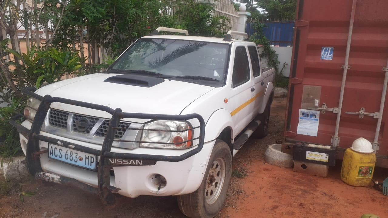 Nissan Hardbody · — imagem 3