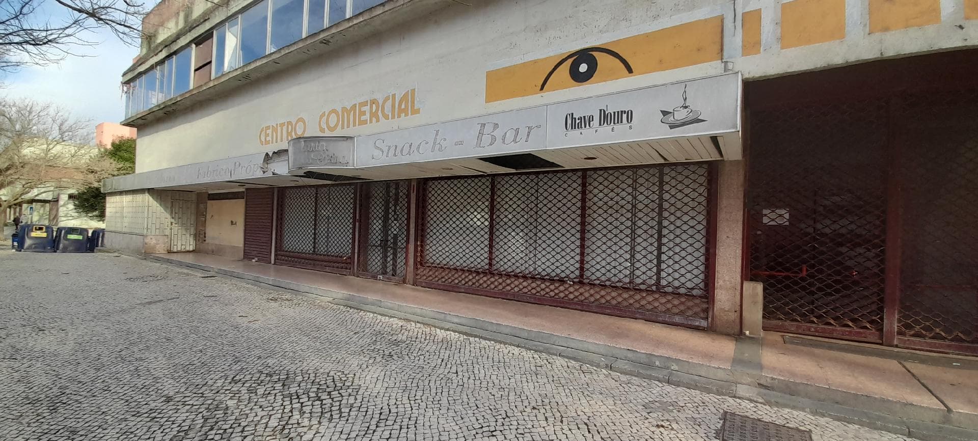 Lojas · Almada — imagen 2