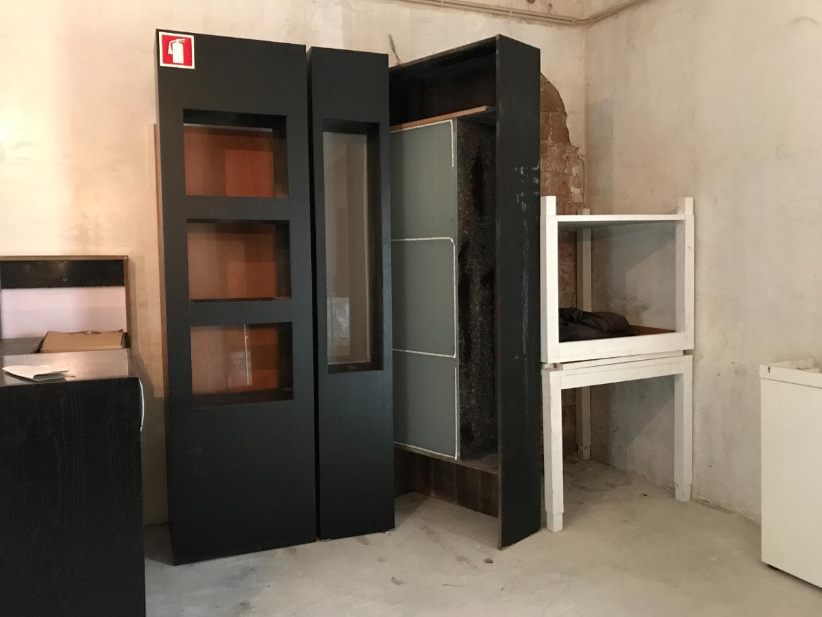 Vestuário · Mobiliário Expositor · Material Informático — imagen 14