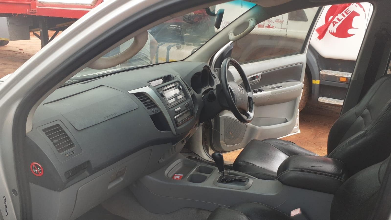 Toyota Hilux  · — imagem 5