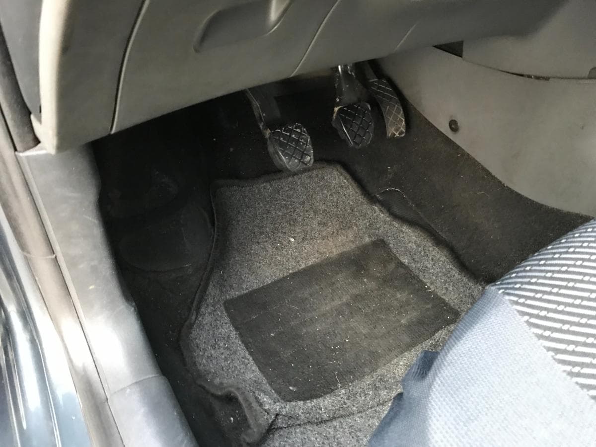 Seat Ibiza 1.4 TDI · Ano 2006 — image 24