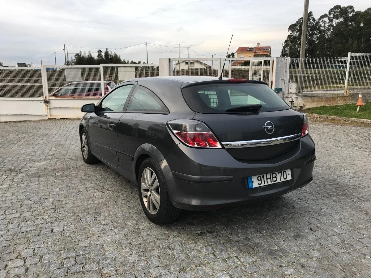 Opel Astra 1.3 CDTI · Ano 2008 — image 6