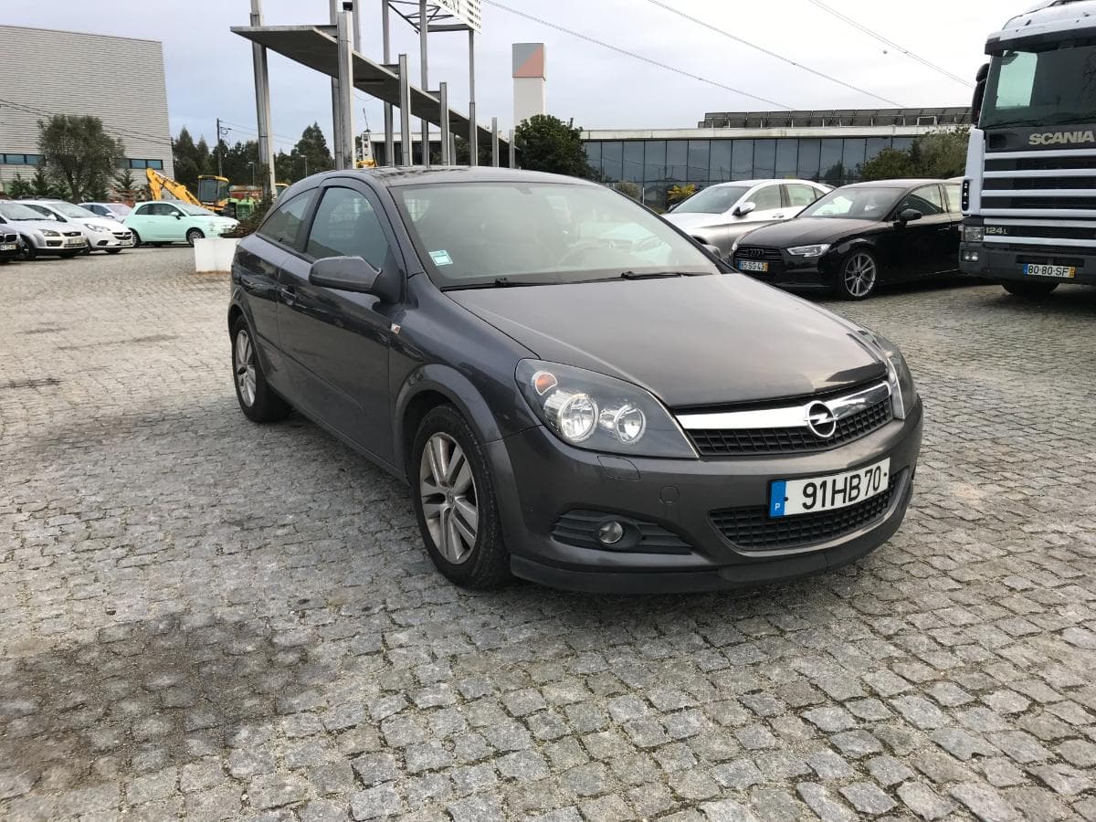 Opel Astra 1.3 CDTI · Ano 2008