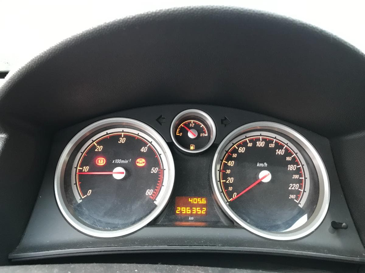 Opel Astra 1.3 CDTI · Ano 2008 — image 16