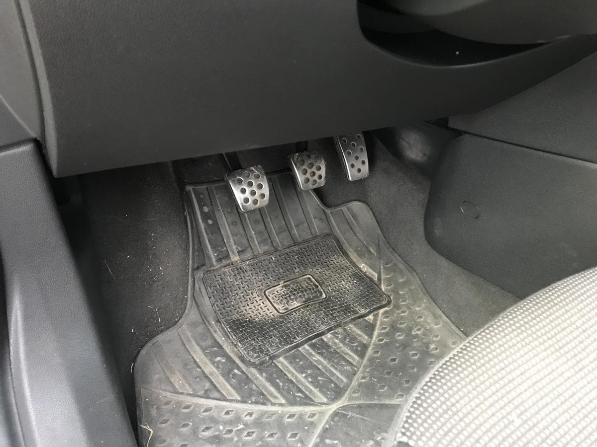 Opel Astra 1.3 CDTI · Ano 2008 — image 17