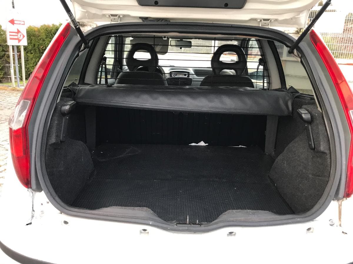Fiat Punto 1.3 JTD · Ano 2005 — image 8