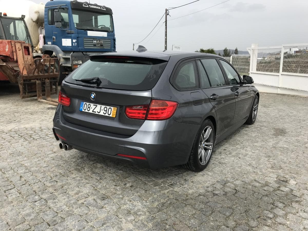 BMW 320D Touring · Ano 2015 — image 4