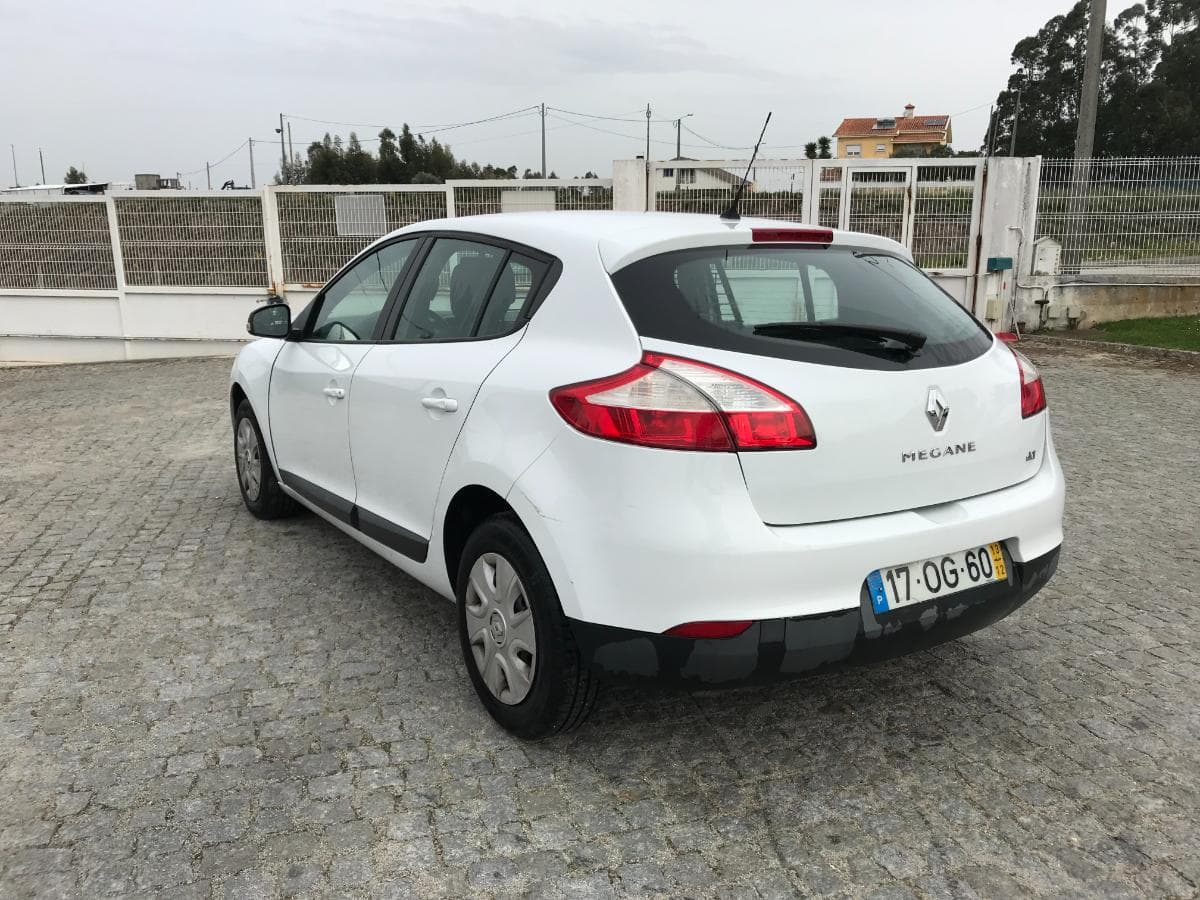 Renault Mégane 1.5DCI · Año 2013 — imagen 6