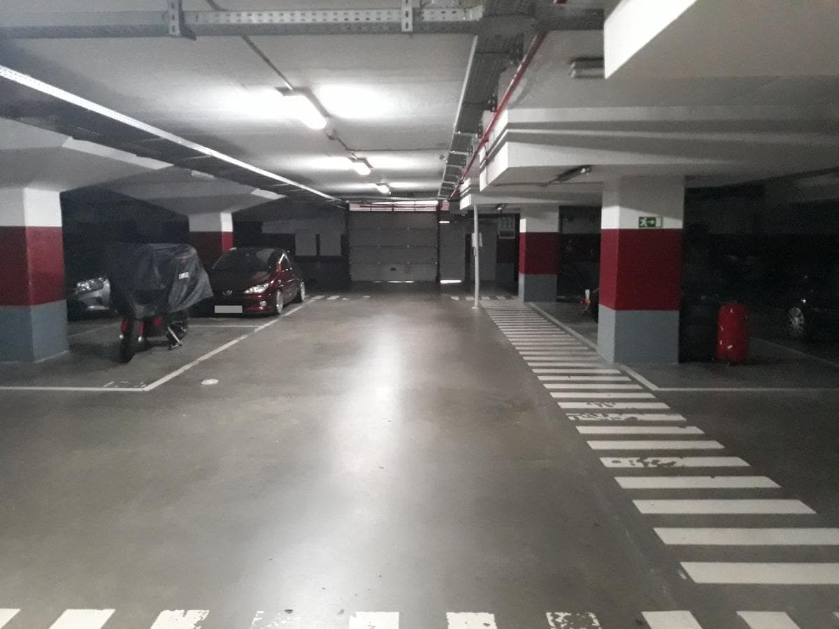 Lugar de Garagem · Lisboa — imagen 3