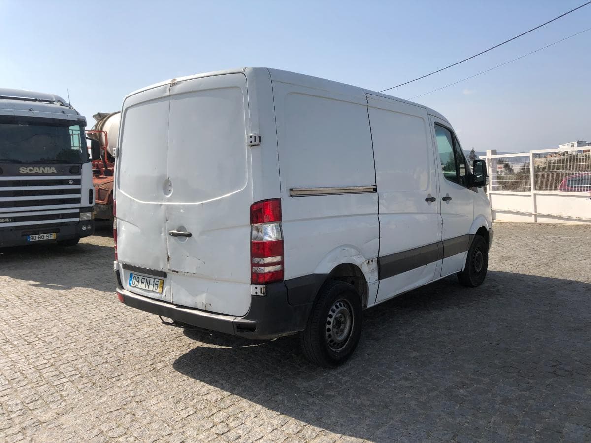 Mercedes-Benz Sprinter 211 CDI · Ano 2008 — image 11