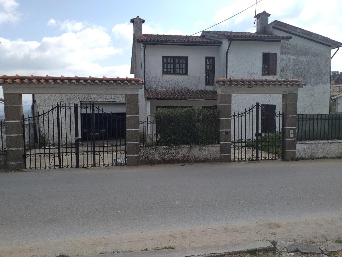 Moradia · Cinfães — image 1