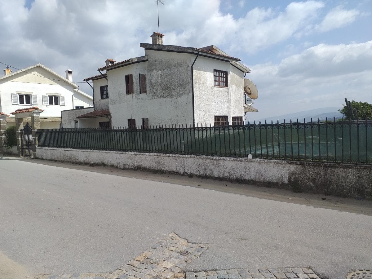 Moradia · Cinfães — image 3