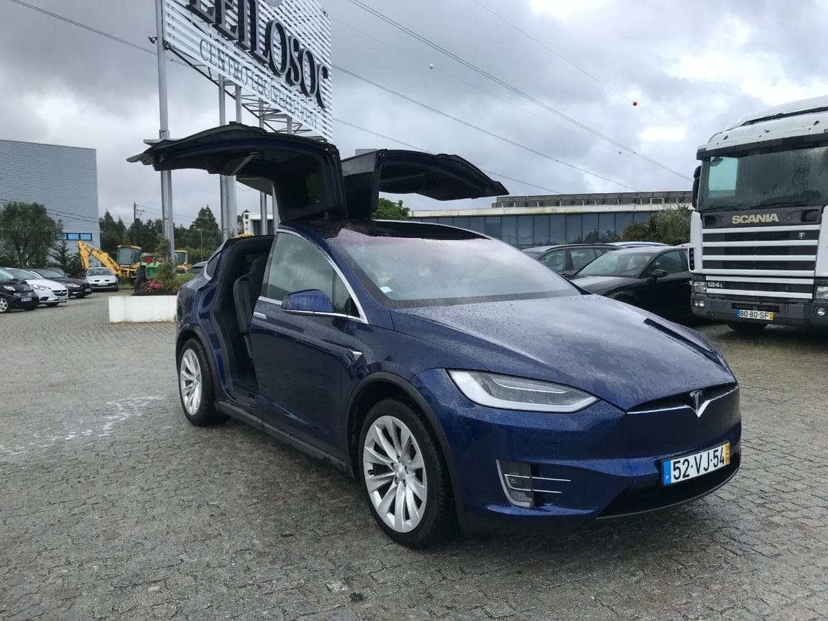 Tesla Model X 100D · Ano 2018 — image 2