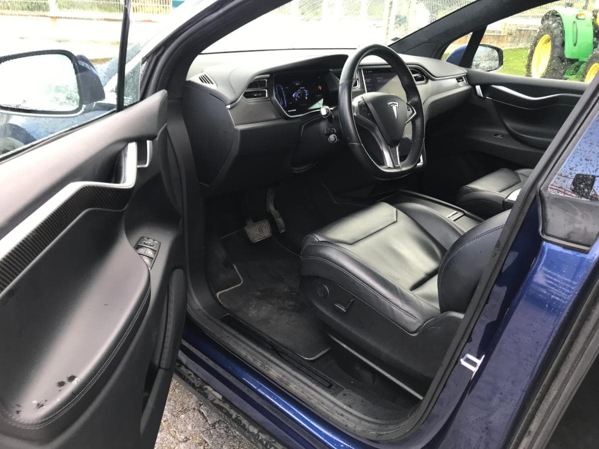 Tesla Model X 100D · Ano 2018 — image 21