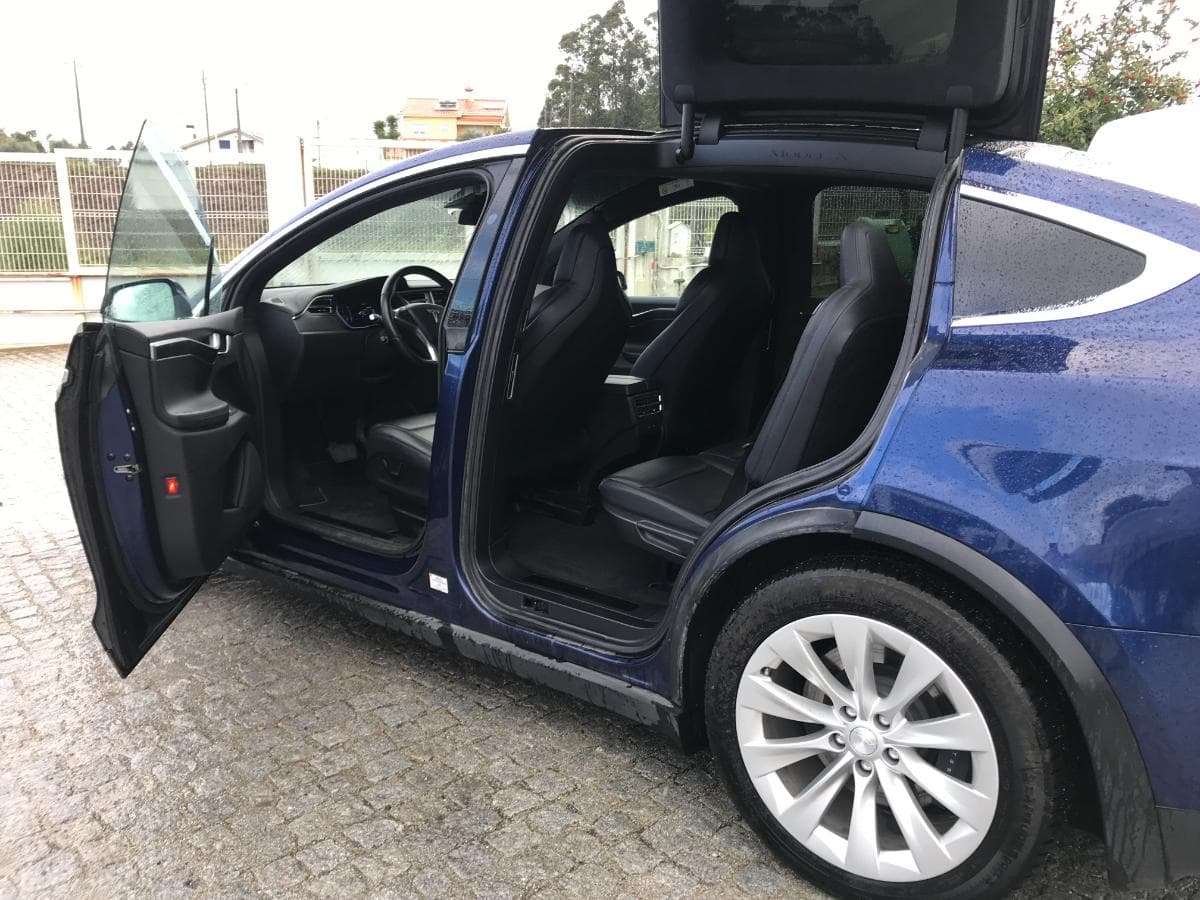 Tesla Model X 100D · Ano 2018 — image 22