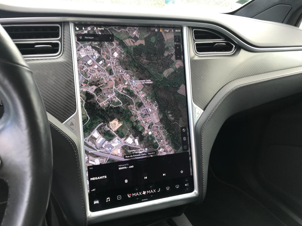 Tesla Model X 100D · Ano 2018 — image 29