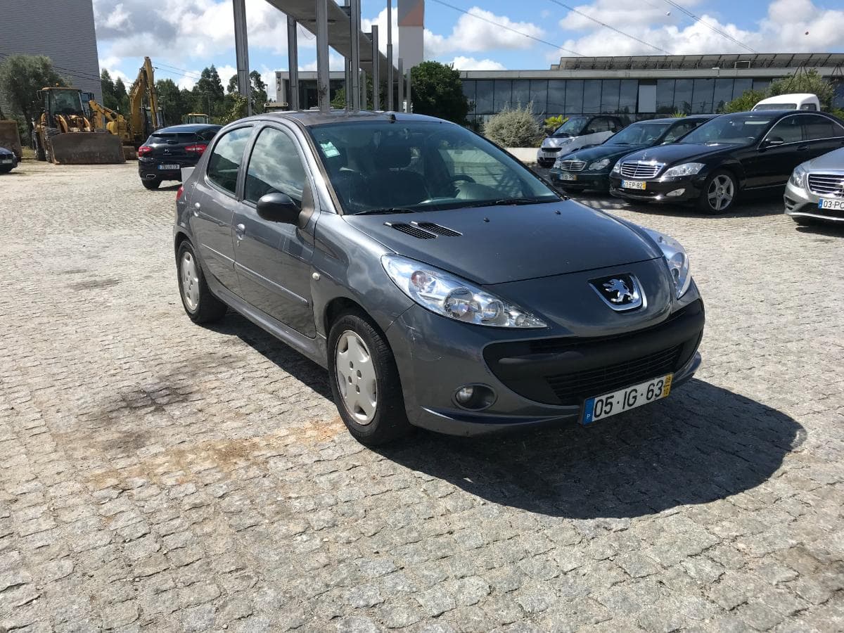 Peugeot 206 + 1.1 · Ano 2009 — imagen 1