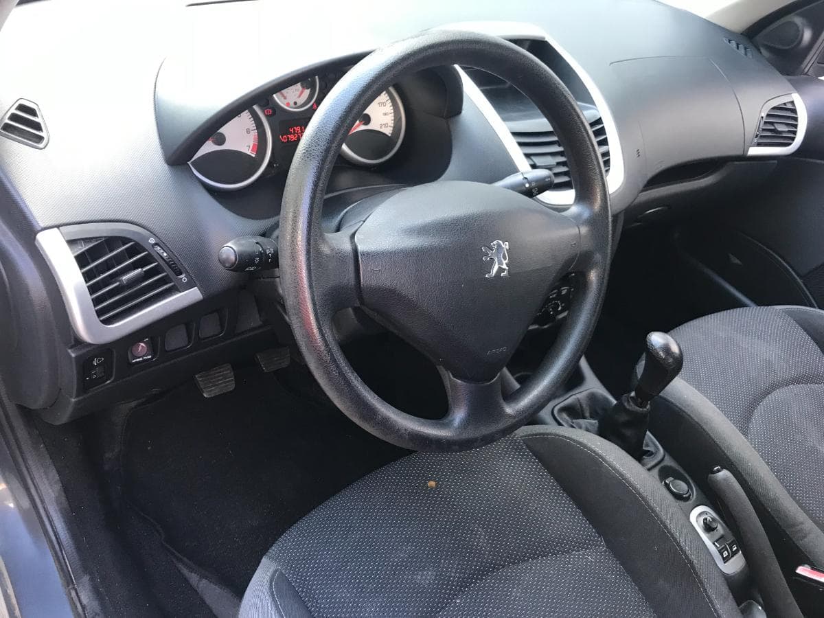 Peugeot 206 + 1.1 · Ano 2009 — imagen 24